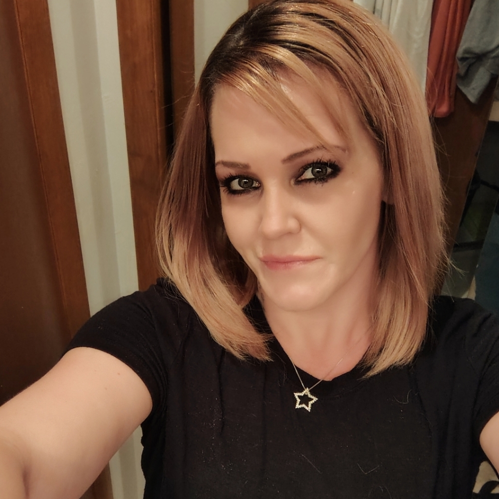 Meet your Posher, Amber